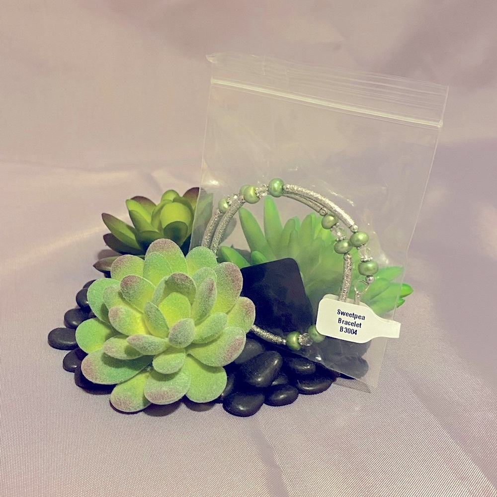 NEW Vantel Pearl Co. Sweet Pea Wrist Candy Wrap Bracelet